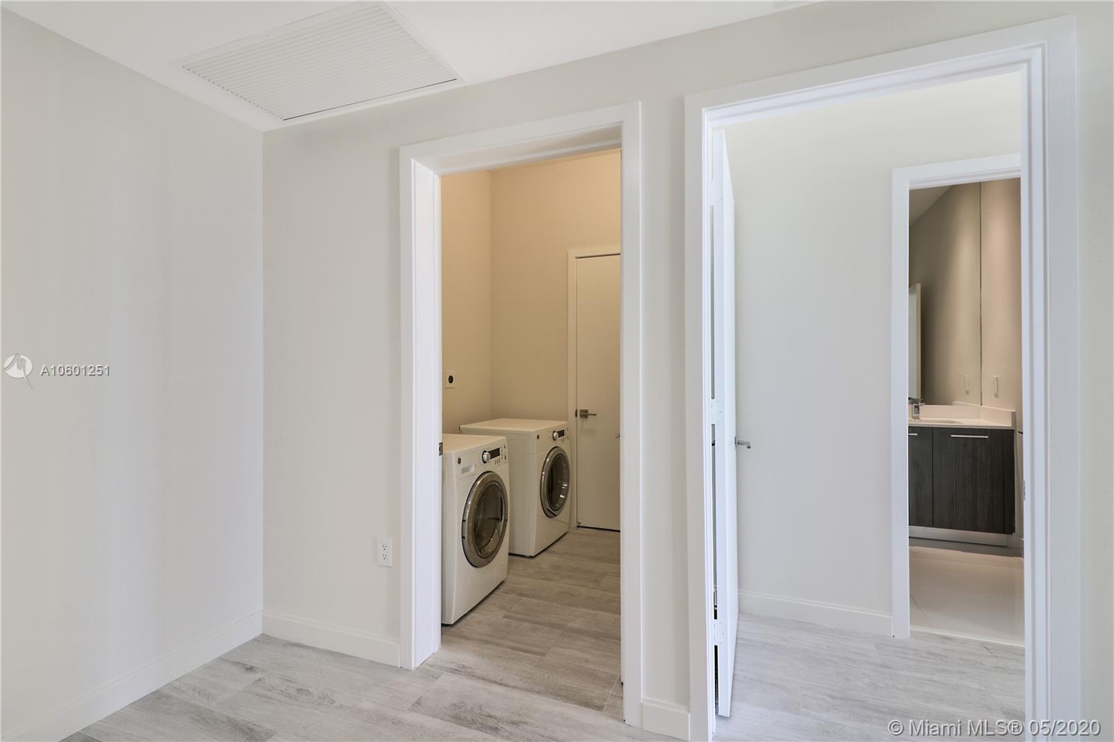 BRICKELL HEIGHTS EAST - Residential