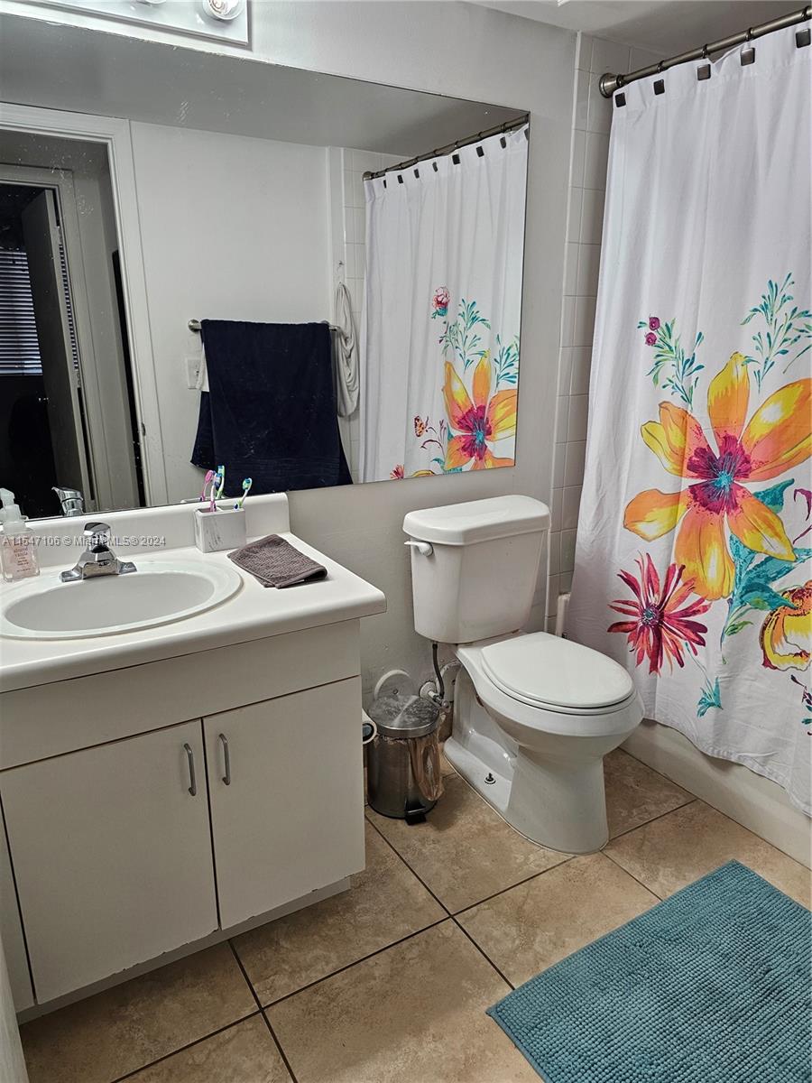 CARRINGTON AT COCONUT CRE - Residential Lease