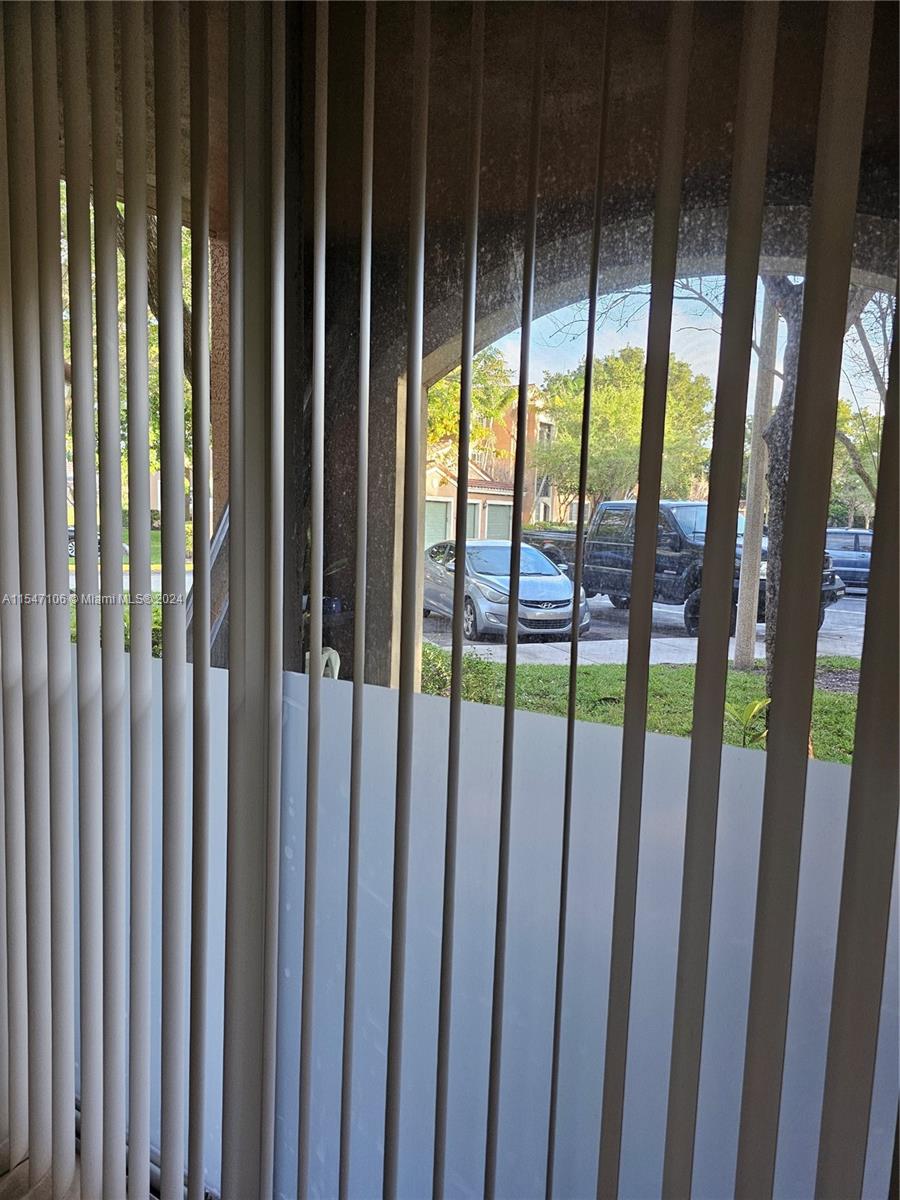 CARRINGTON AT COCONUT CRE - Residential Lease