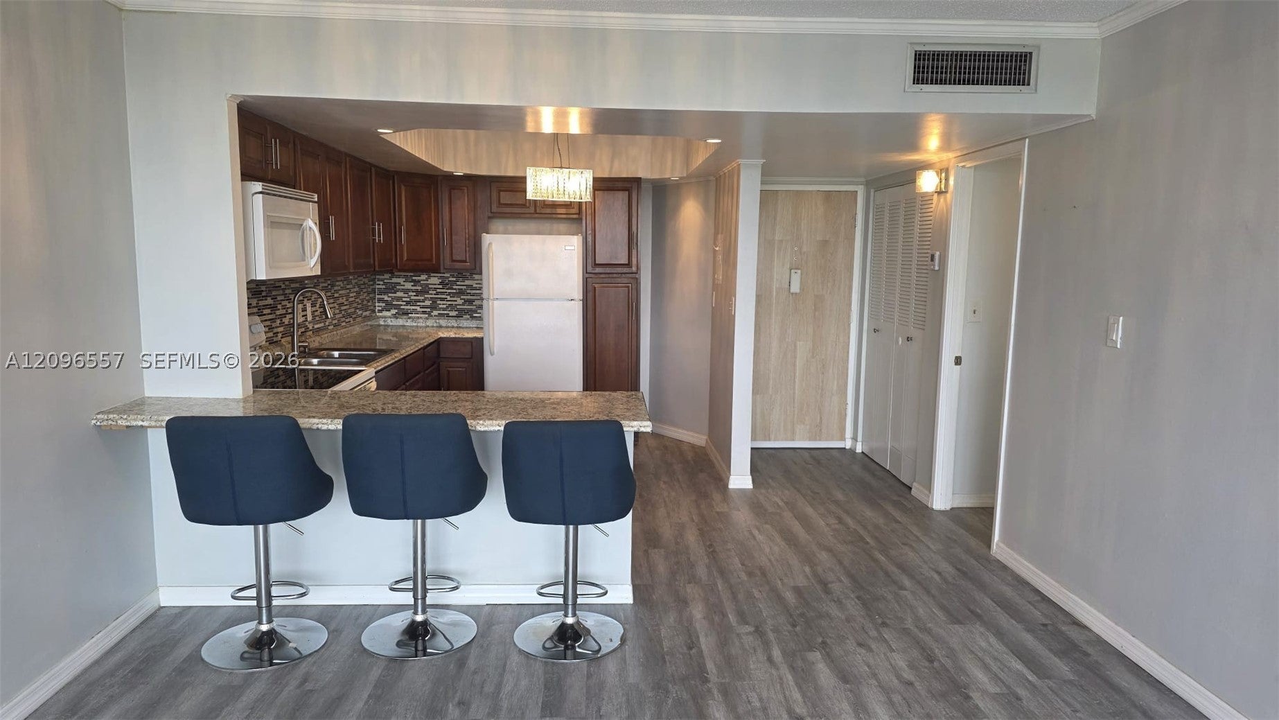 1301 NE Miami Gardens Dr 403W
