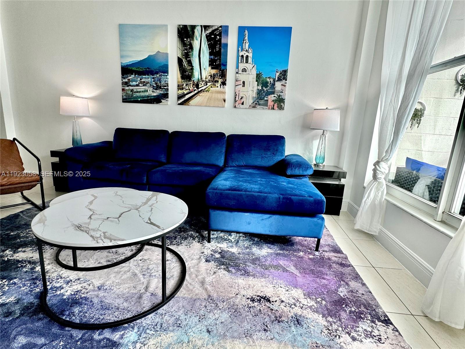 1300 Lincoln Rd C903