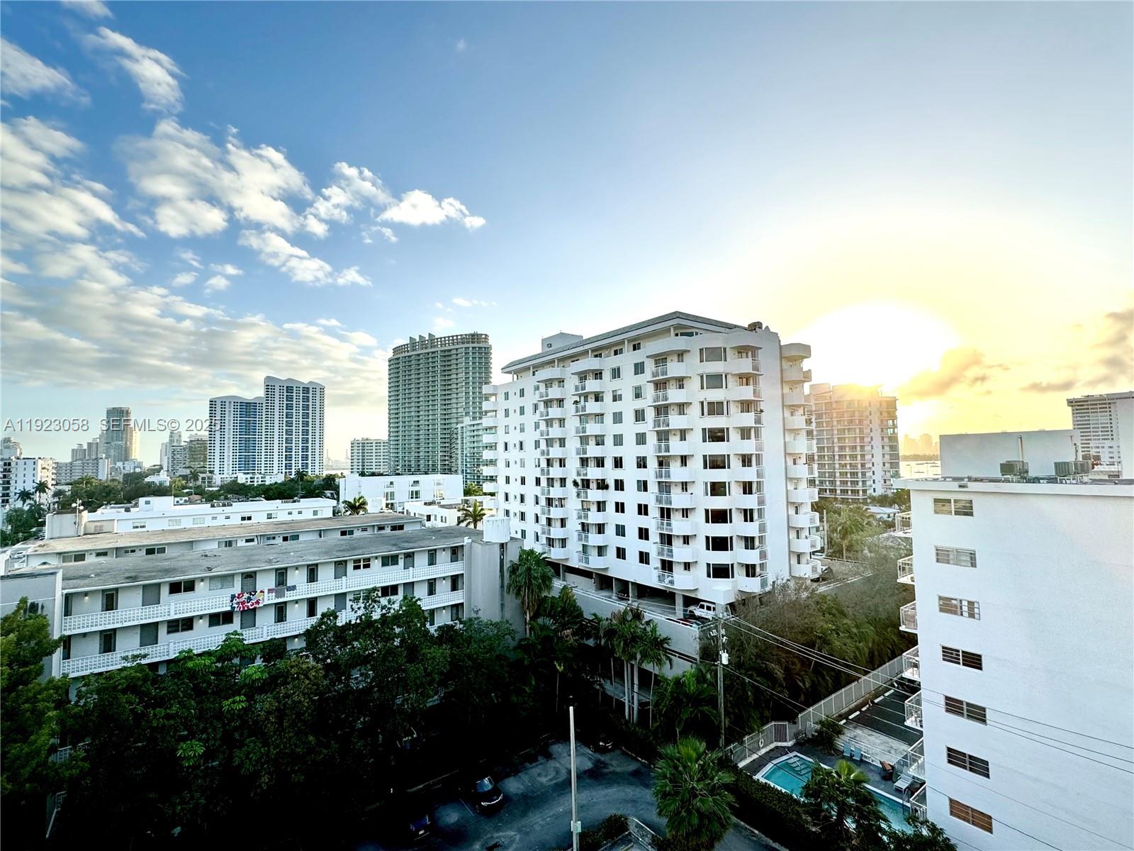 LINCOLN TOWERS CONDO - Residential