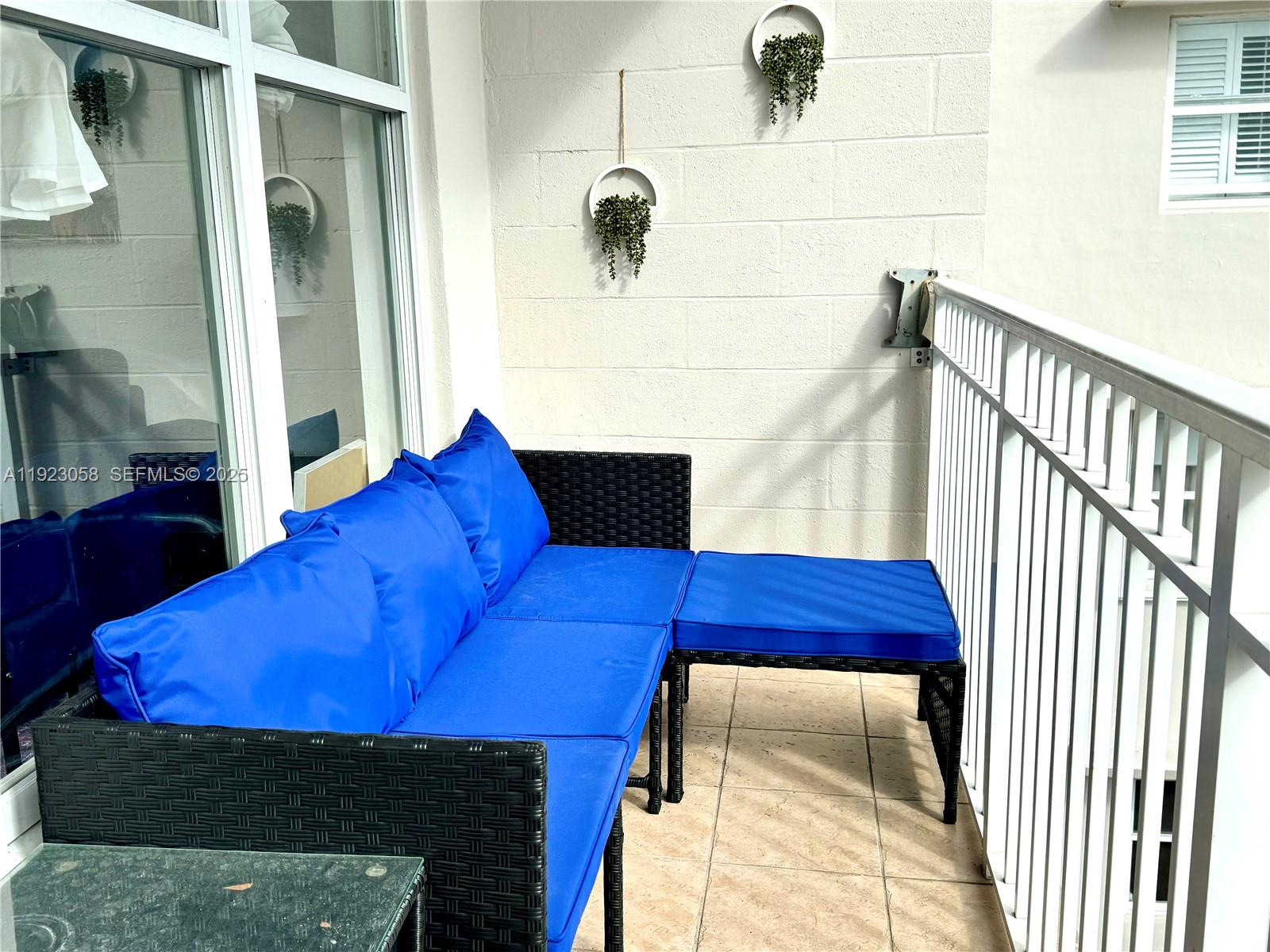 LINCOLN TOWERS CONDO - Residential