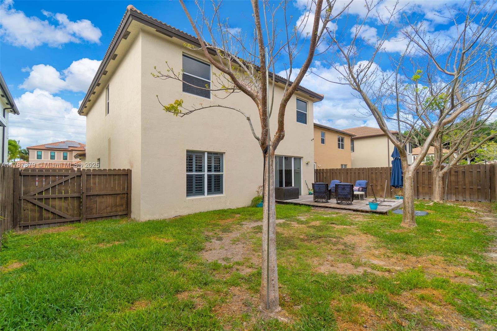 COUNTRY GARDENS SOUTH - Residential