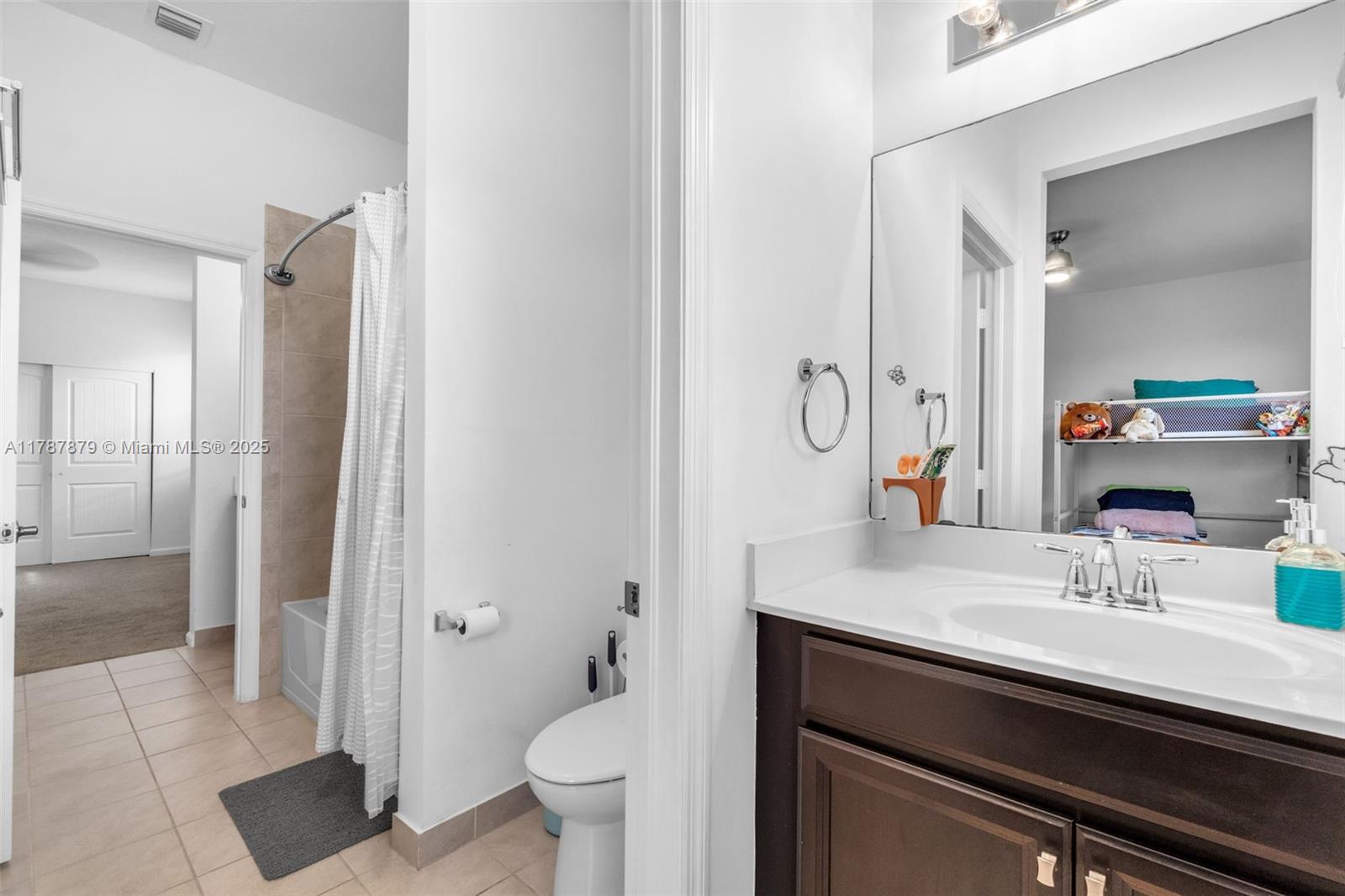 COUNTRY GARDENS SOUTH - Residential