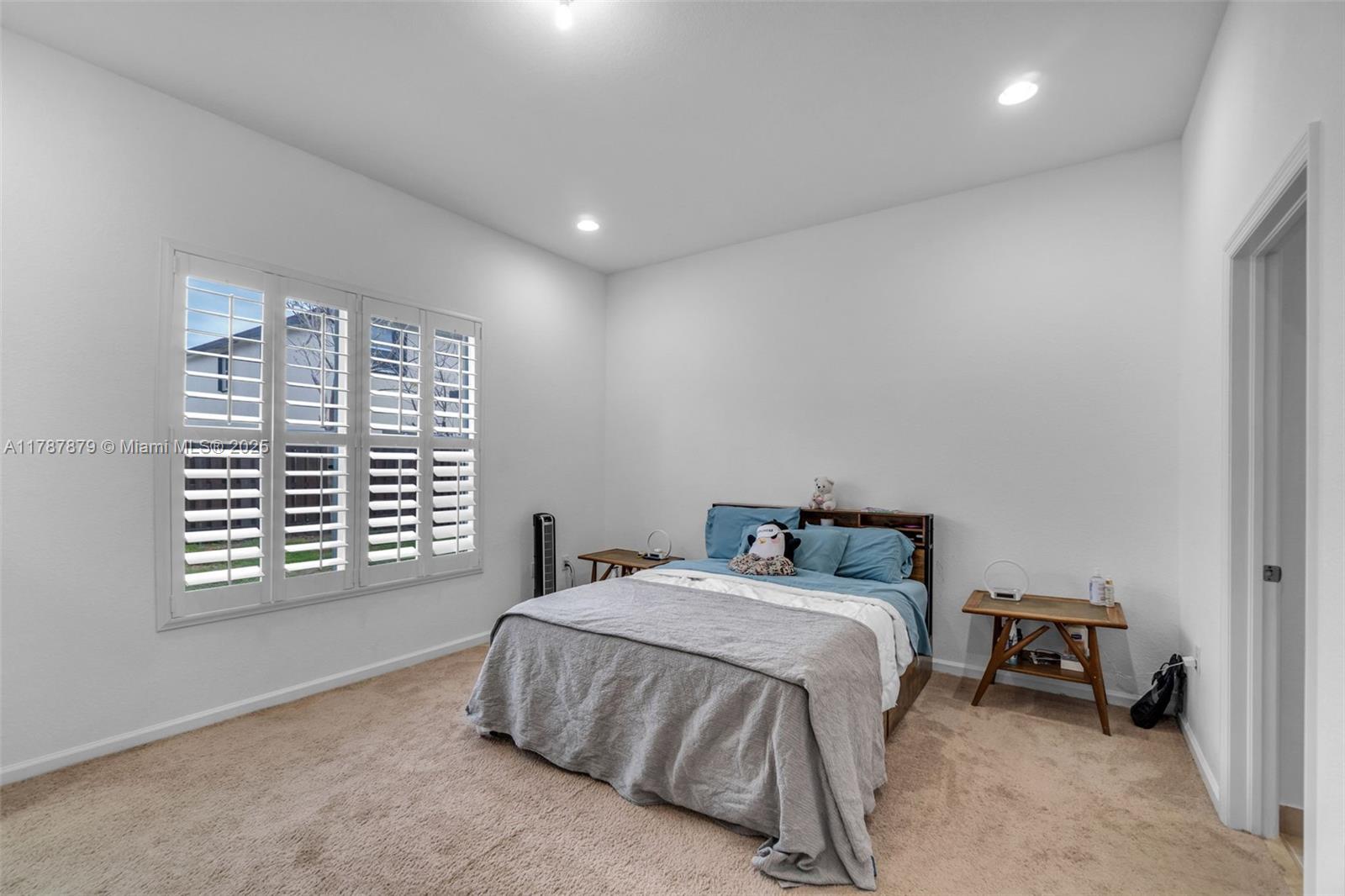 COUNTRY GARDENS SOUTH - Residential