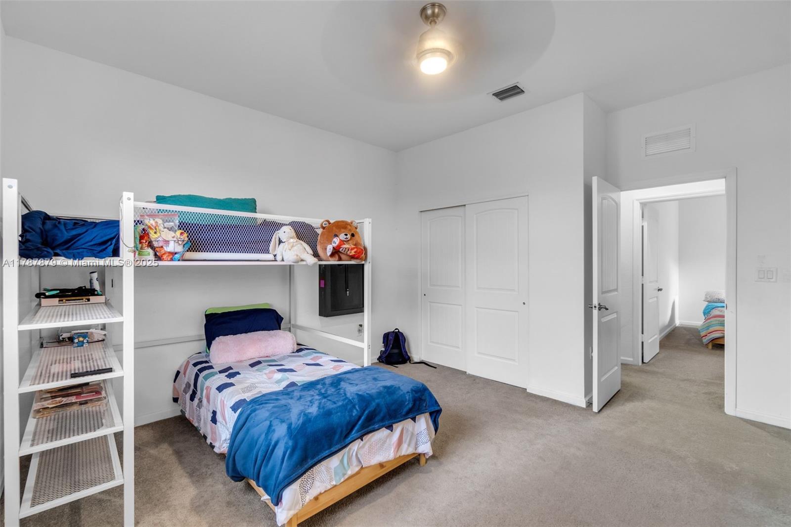 COUNTRY GARDENS SOUTH - Residential