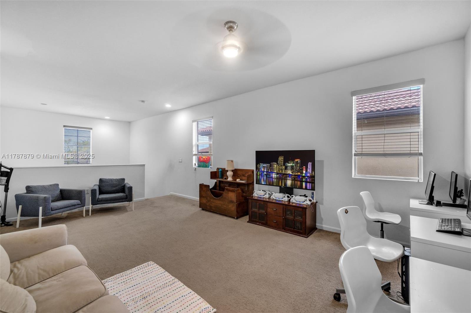 COUNTRY GARDENS SOUTH - Residential