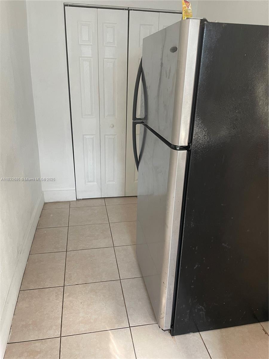 1271 NW 68th St