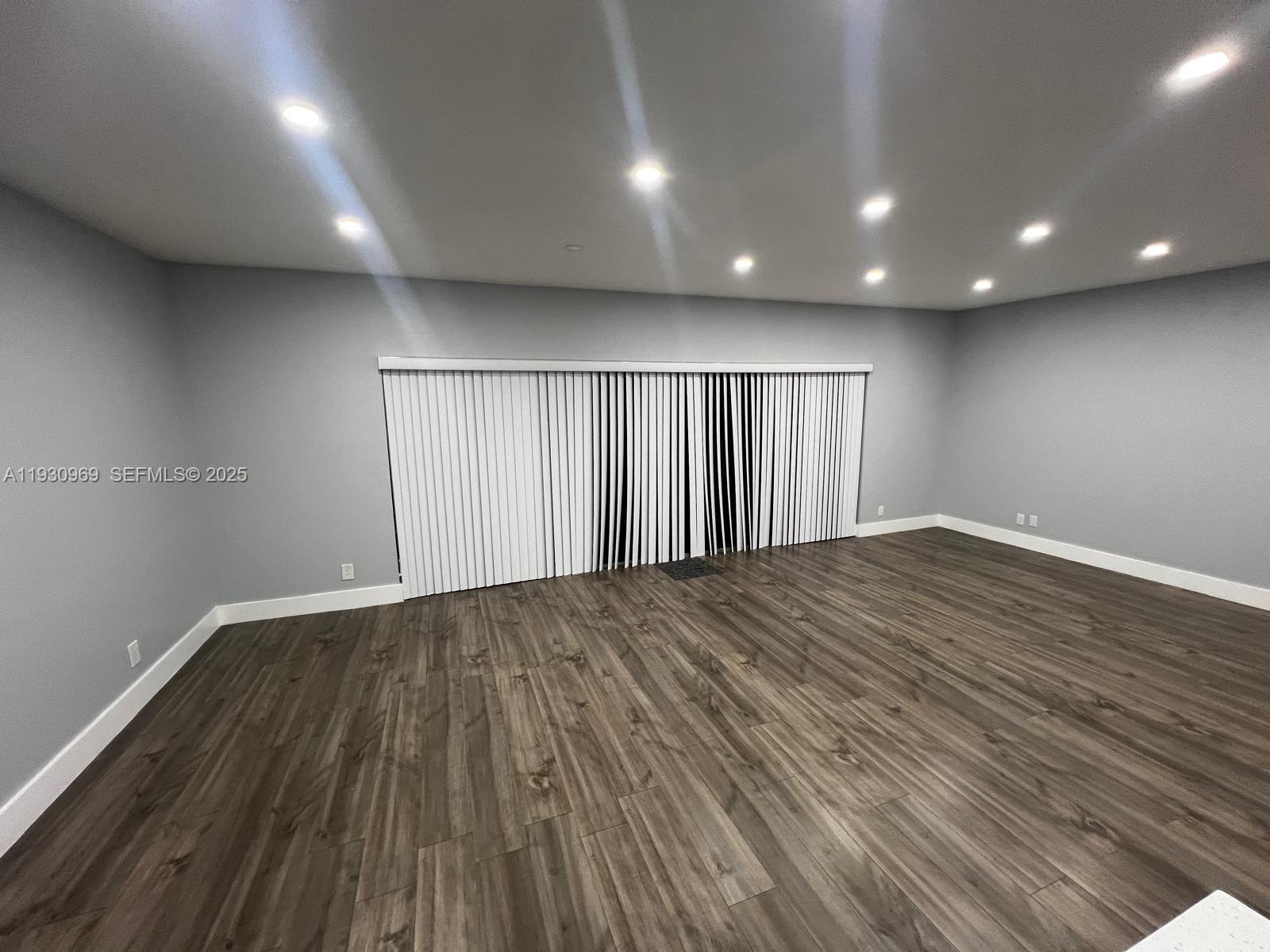 TOWNHOUSES AT JACARANDA C - Residential Lease