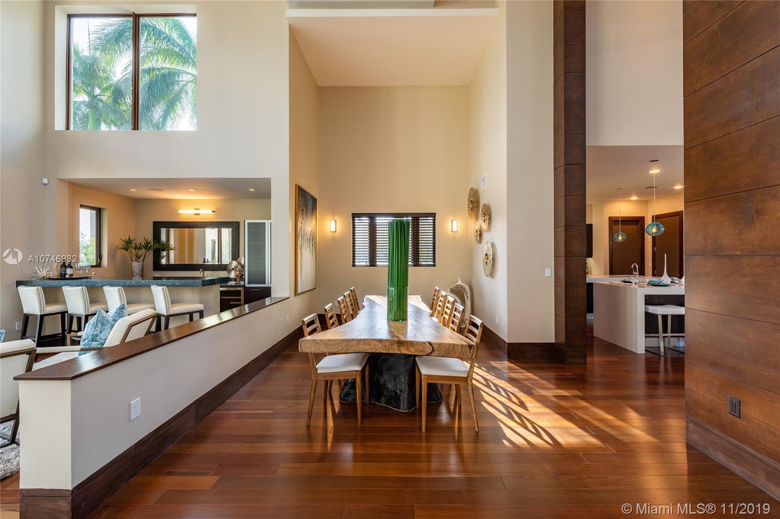 HOLLYWOOD LAKES SEC - Residential