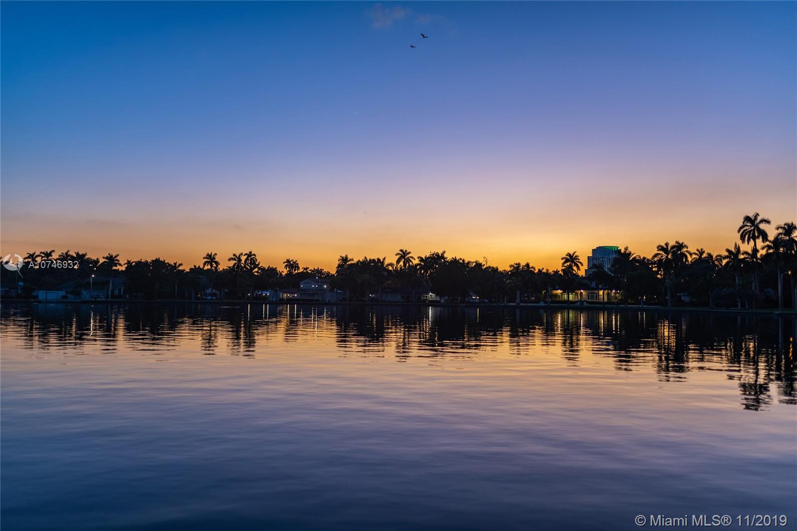 HOLLYWOOD LAKES SEC - Residential