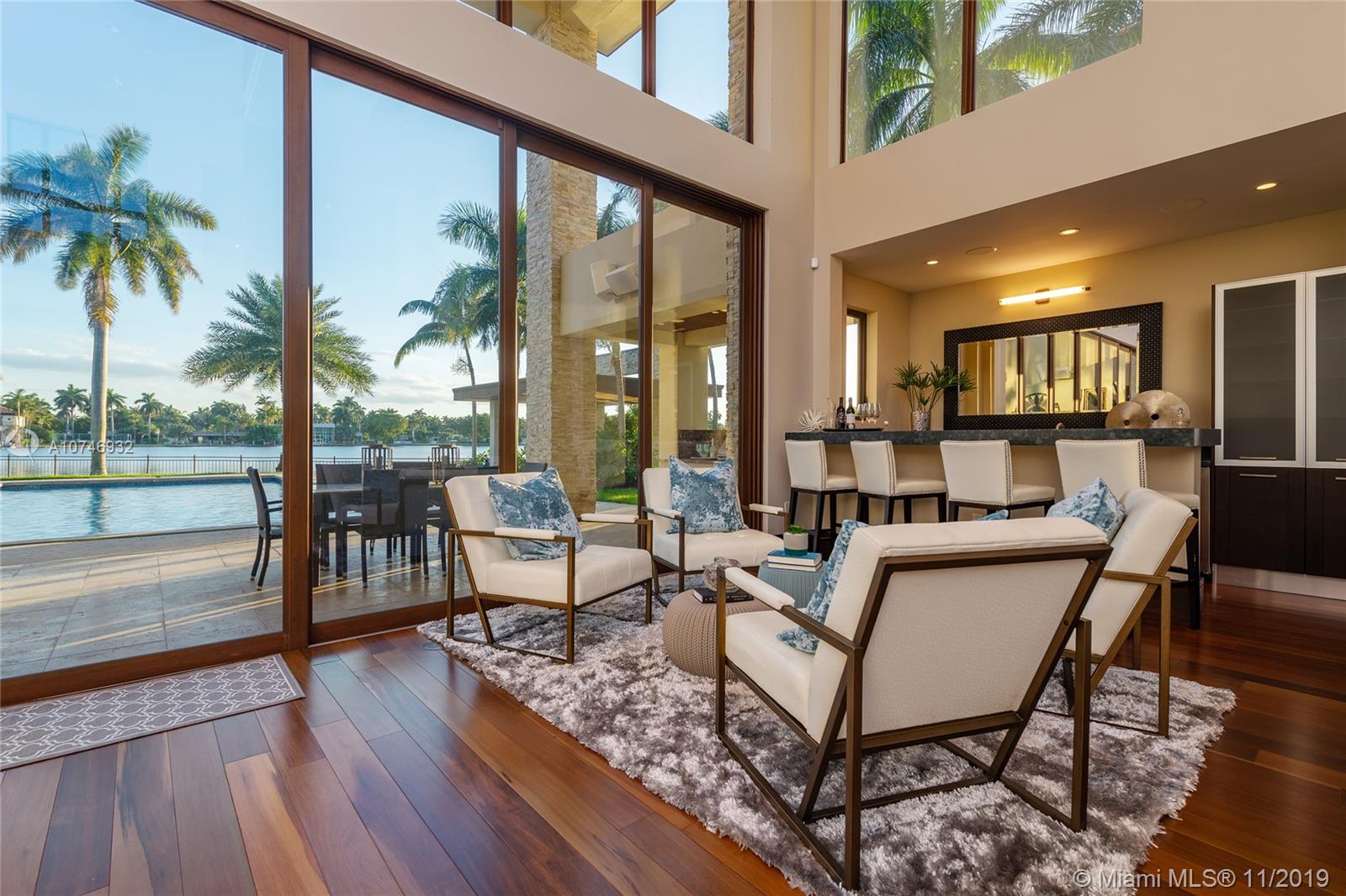 HOLLYWOOD LAKES SEC - Residential