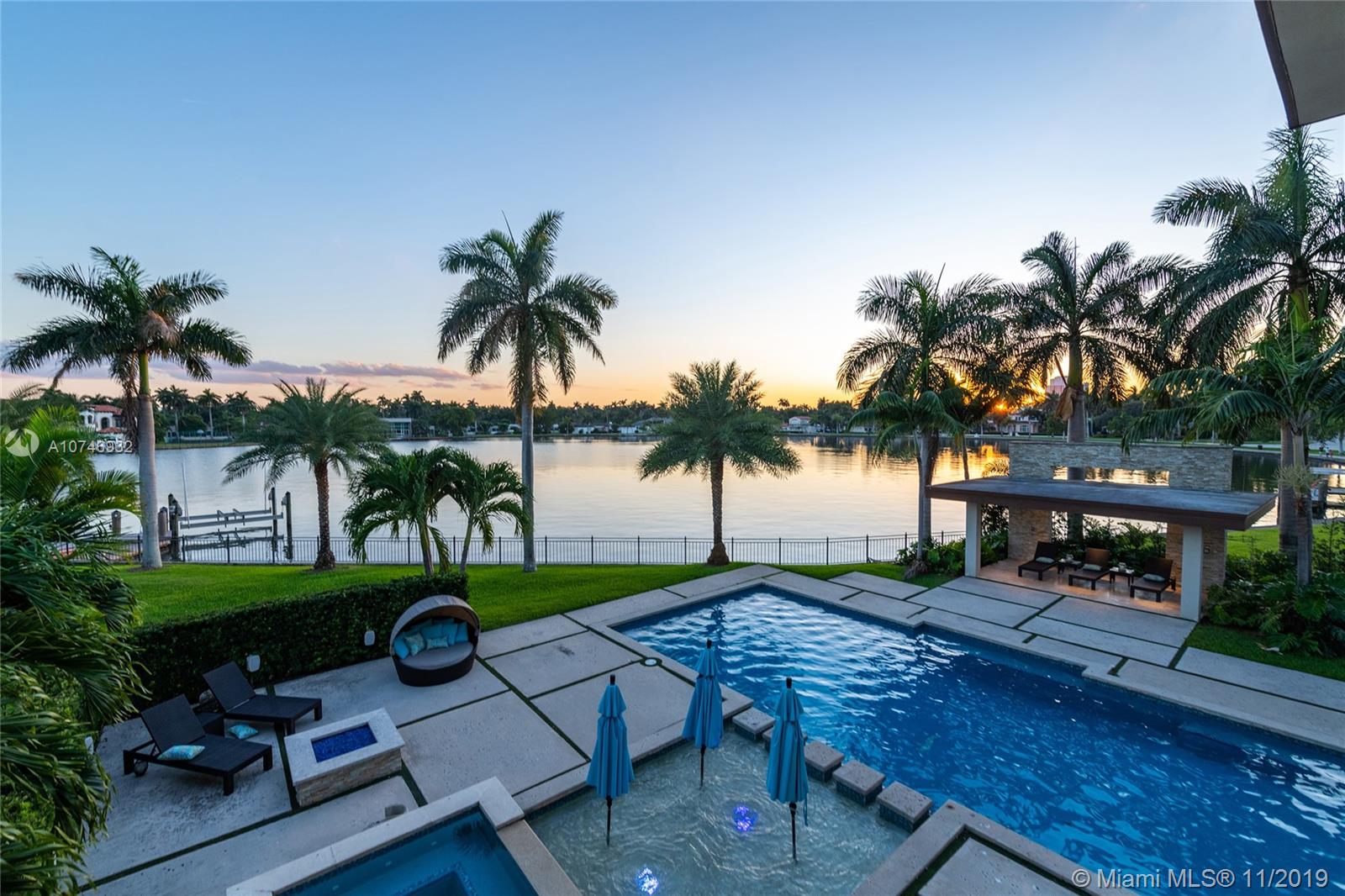 HOLLYWOOD LAKES SEC - Residential