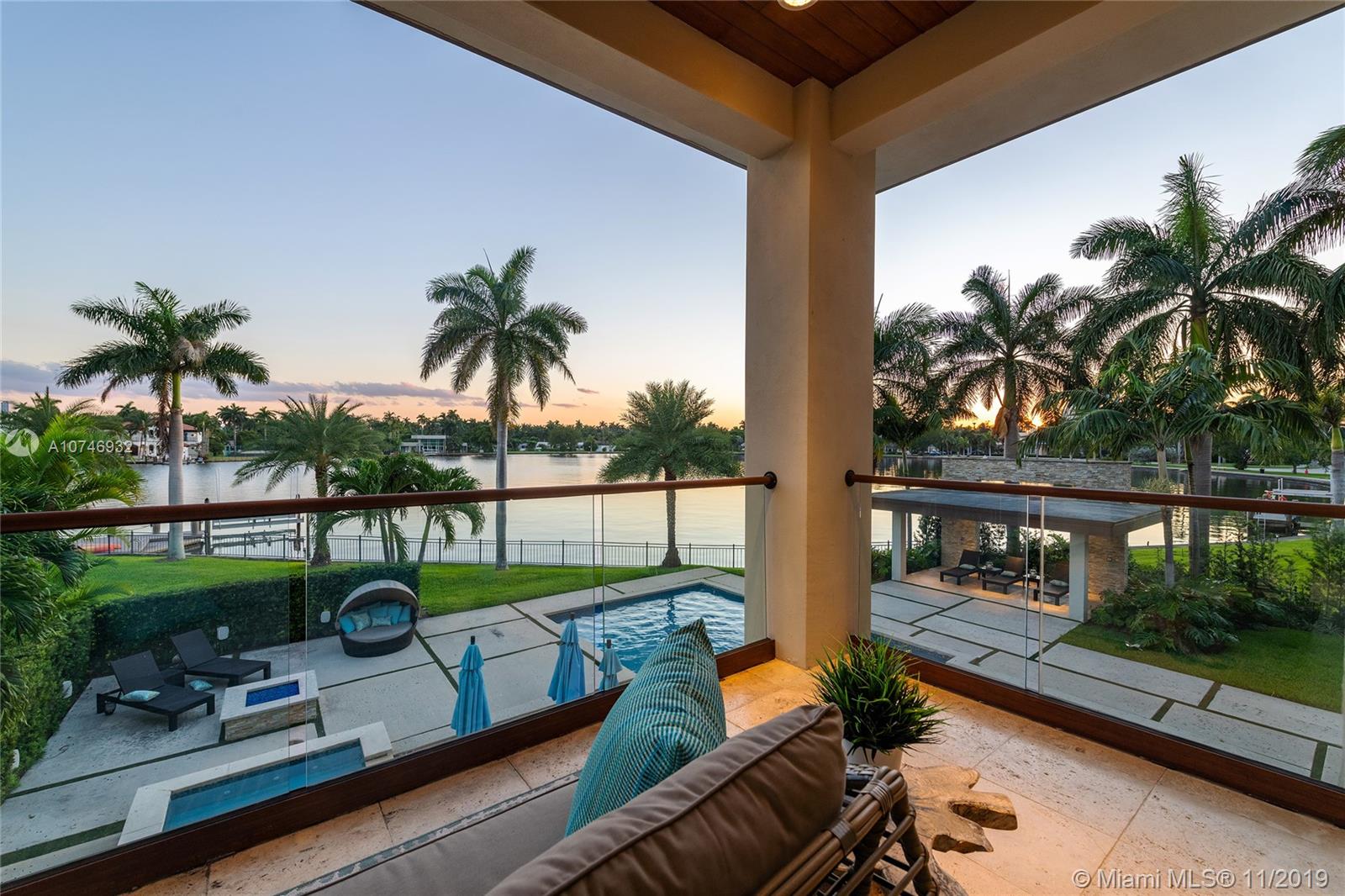 HOLLYWOOD LAKES SEC - Residential