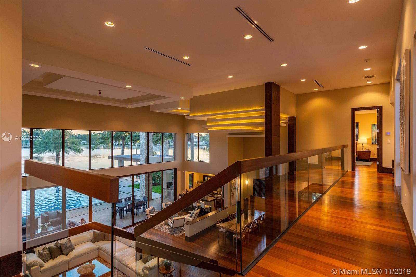 HOLLYWOOD LAKES SEC - Residential