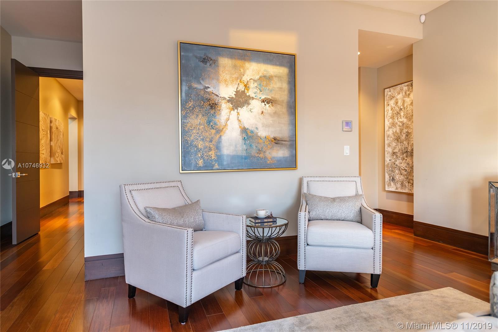 HOLLYWOOD LAKES SEC - Residential