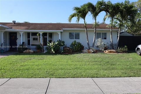 Tiny photo for 14241 SW 83rd St, Miami, FL 33183 (MLS # A12027851)