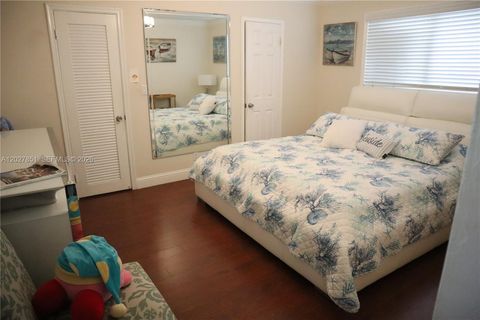 Tiny photo for 14241 SW 83rd St, Miami, FL 33183 (MLS # A12027851)