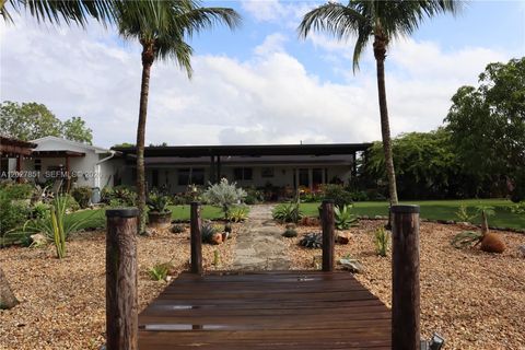 Tiny photo for 14241 SW 83rd St, Miami, FL 33183 (MLS # A12027851)