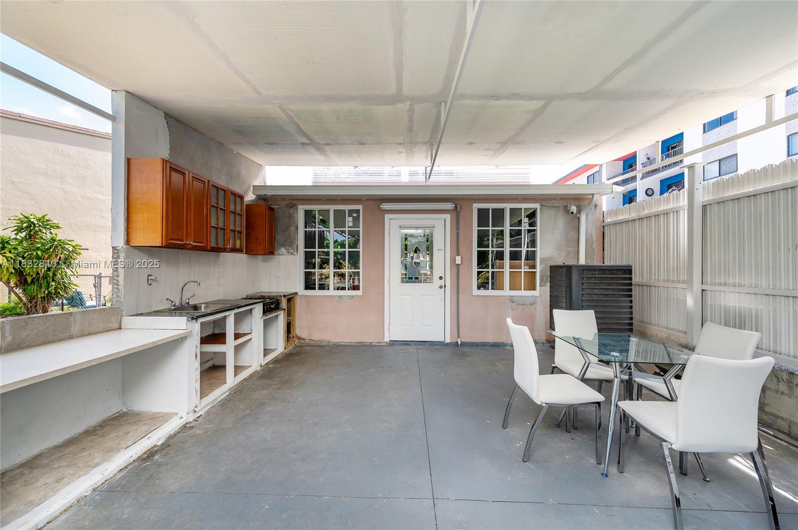 7000 W 15th Ct