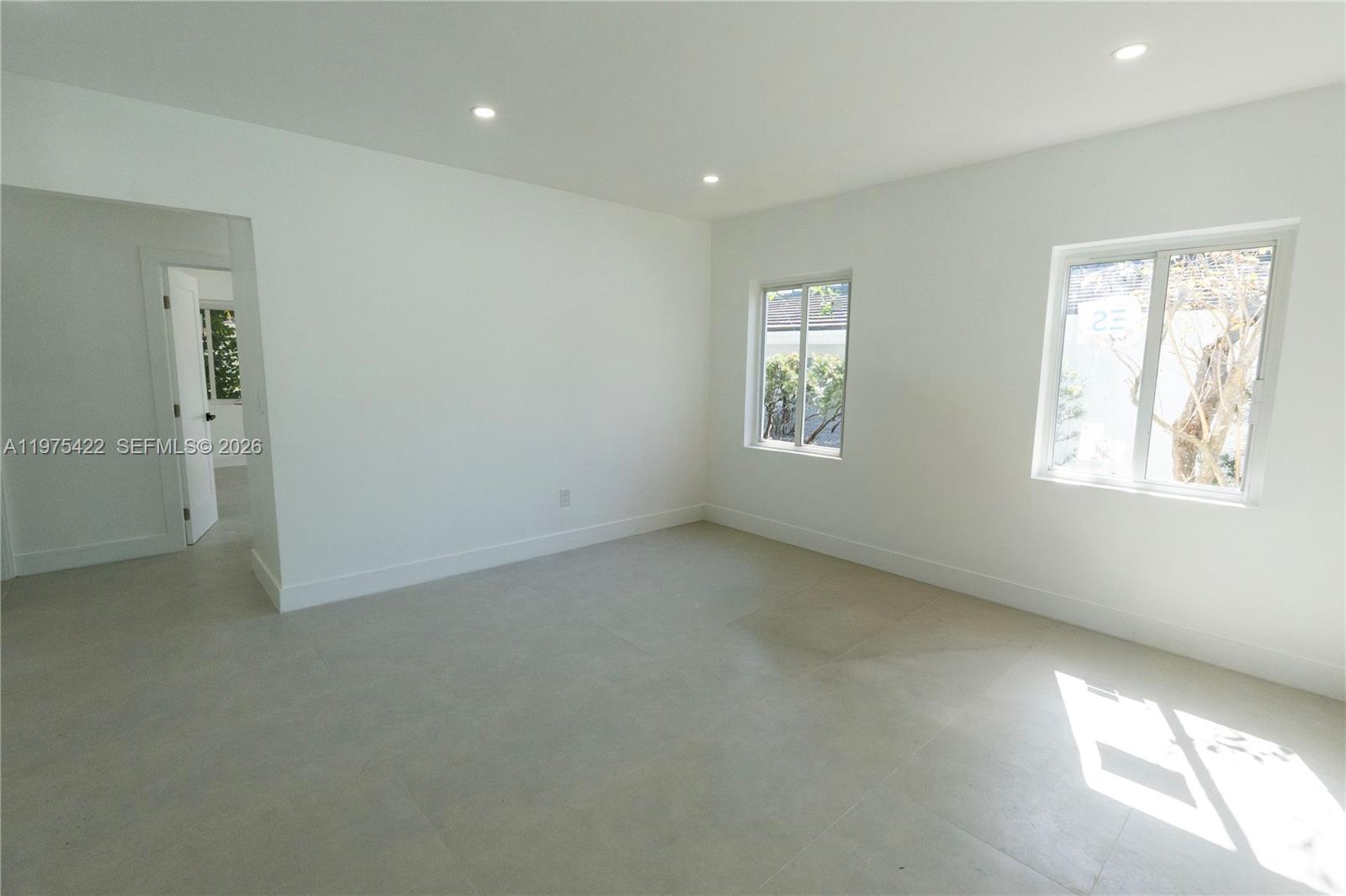 TAMIAMI PLACE PLAN 1 - Residential