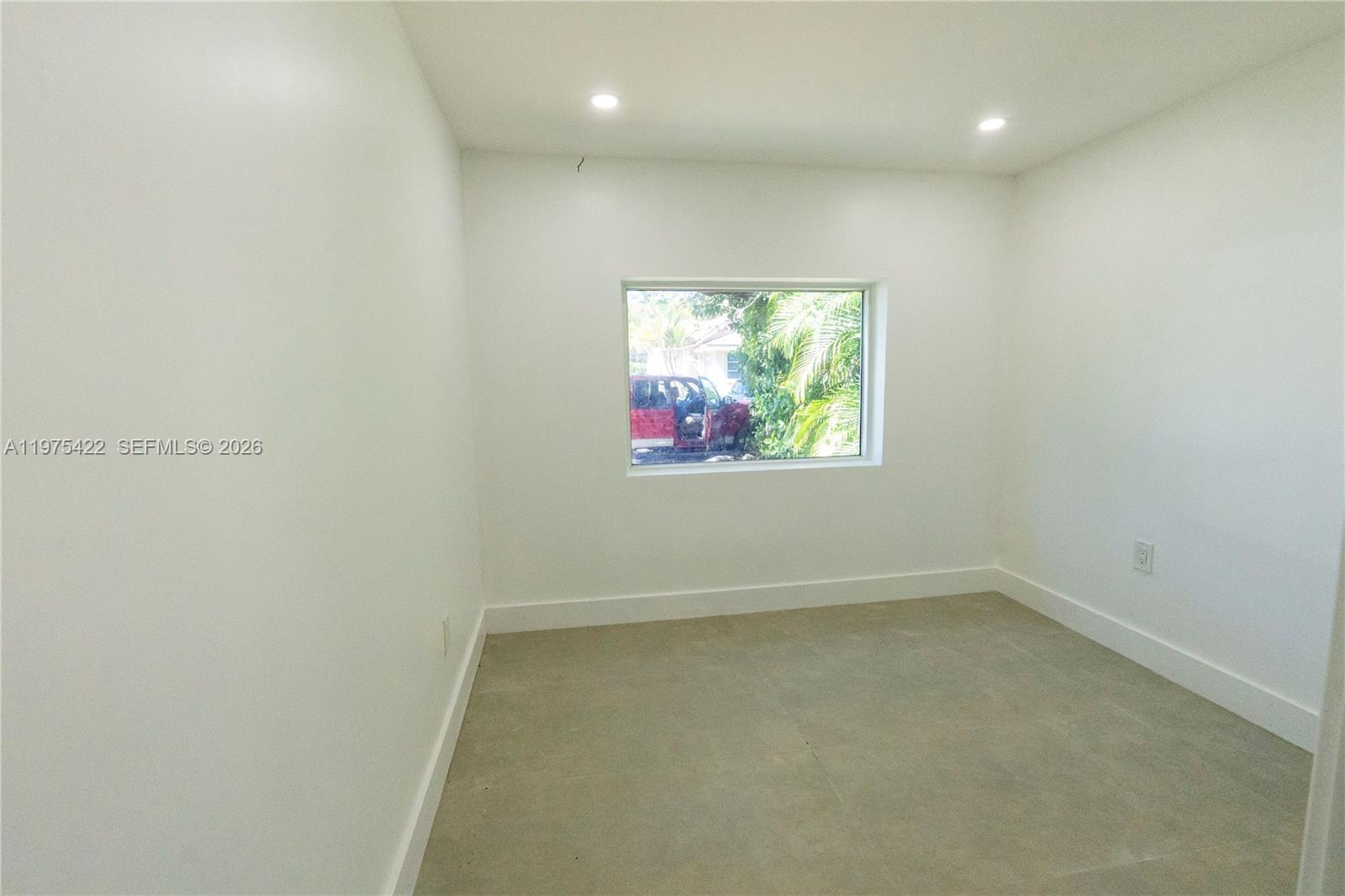 TAMIAMI PLACE PLAN 1 - Residential