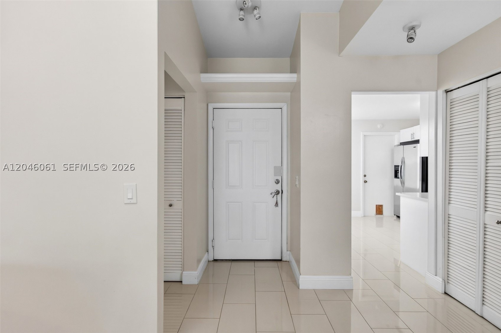 3855 Island Club Cir