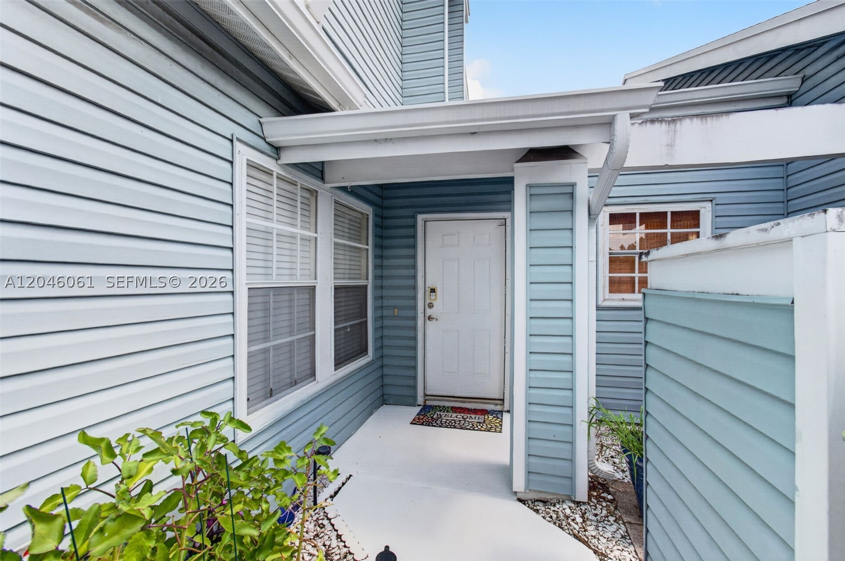 3855 Island Club Cir