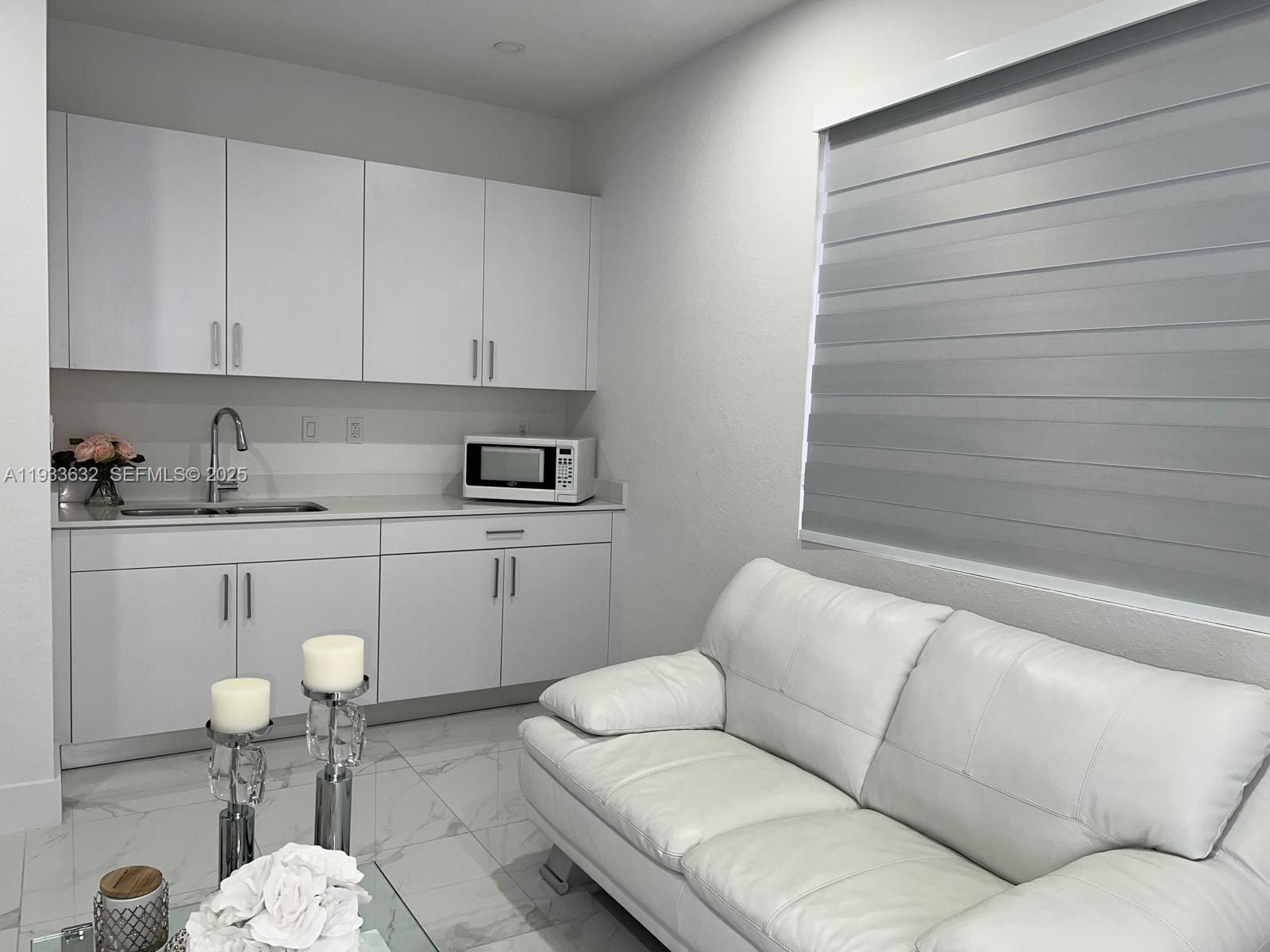 SOUTHERN COVE - Residential