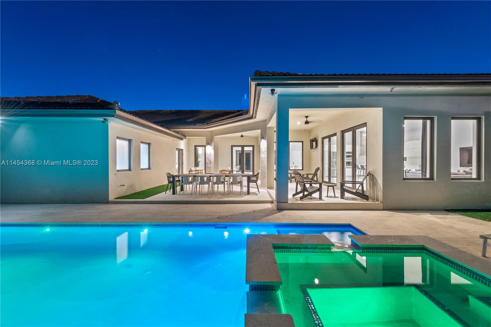 525 SW 87th Ave