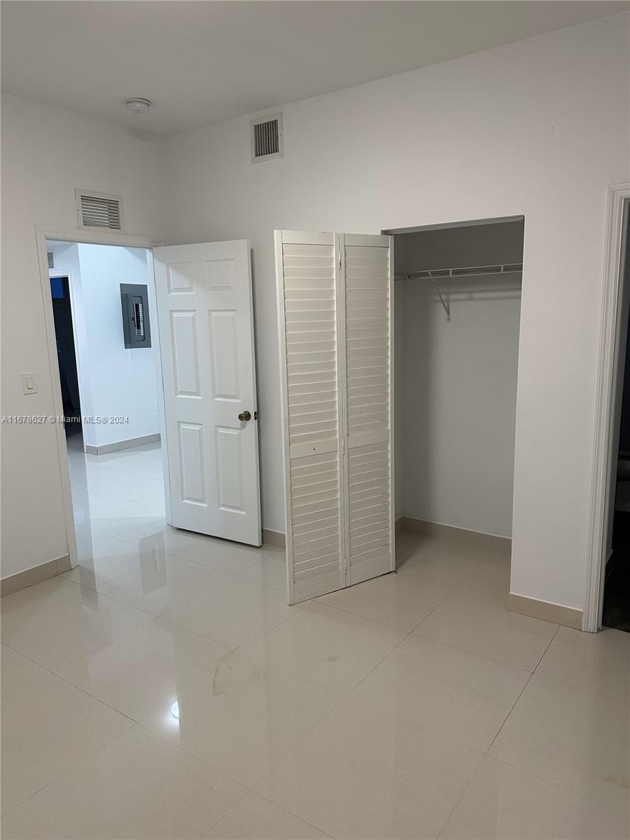 PHILLIPSONS ADDN TO HIALE - Residential Income