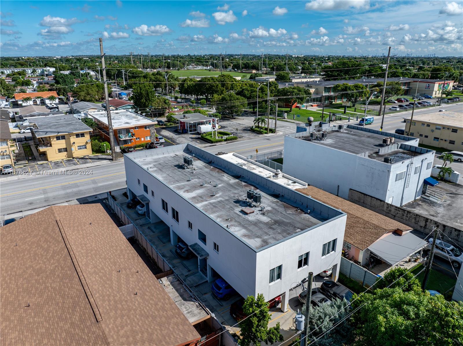 620 W 29th St