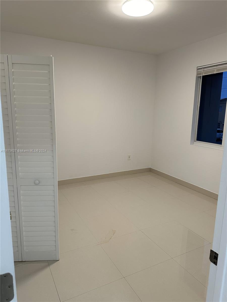 PHILLIPSONS ADDN TO HIALE - Residential Income