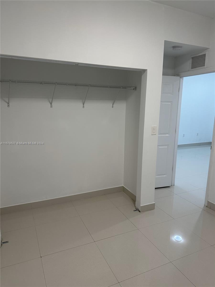 PHILLIPSONS ADDN TO HIALE - Residential Income