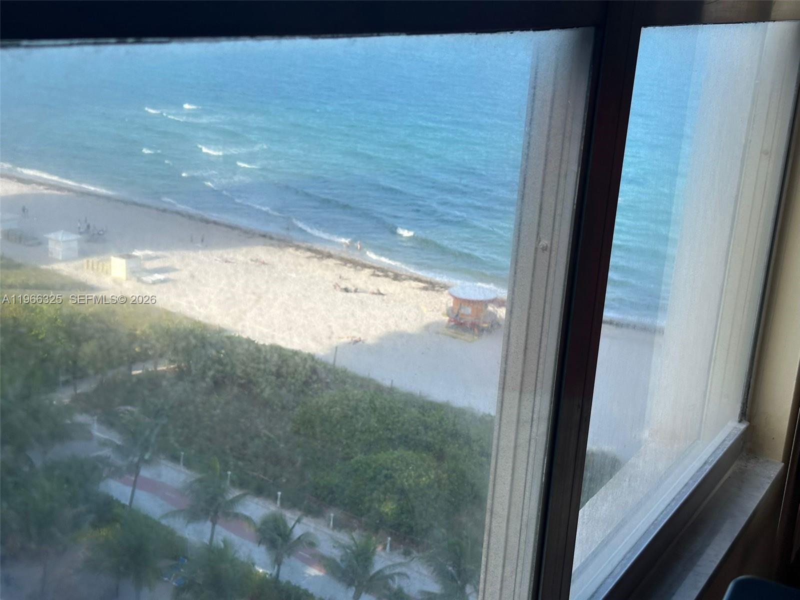 MAISON GRANDE CONDO - Residential