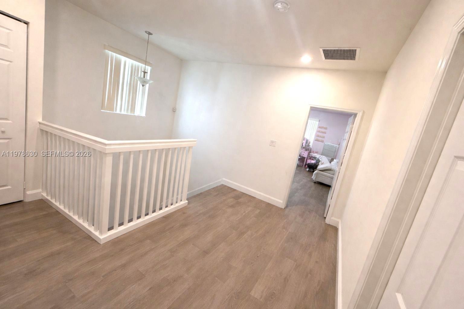 COCO PALM ESTATES - Residential Lease