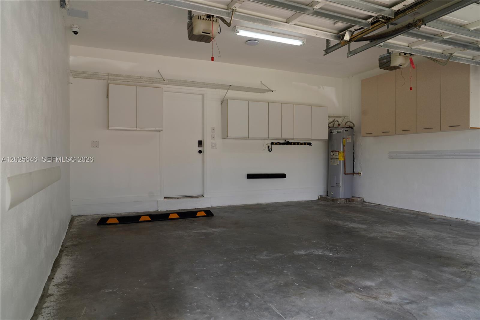 POD 1 AT MONARCH LAKES - Residential