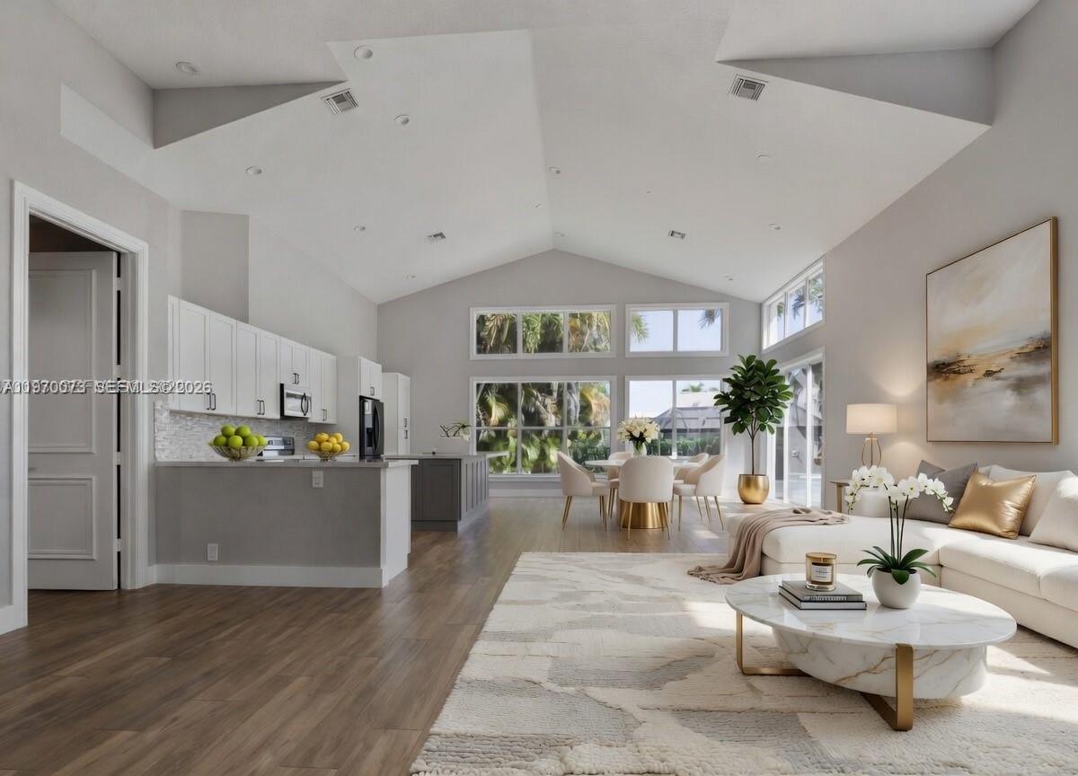 CARRIAGE HOMES - Residential