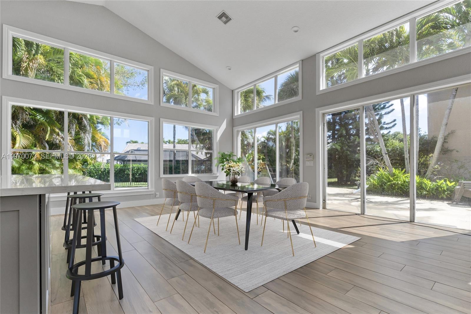 CARRIAGE HOMES - Residential