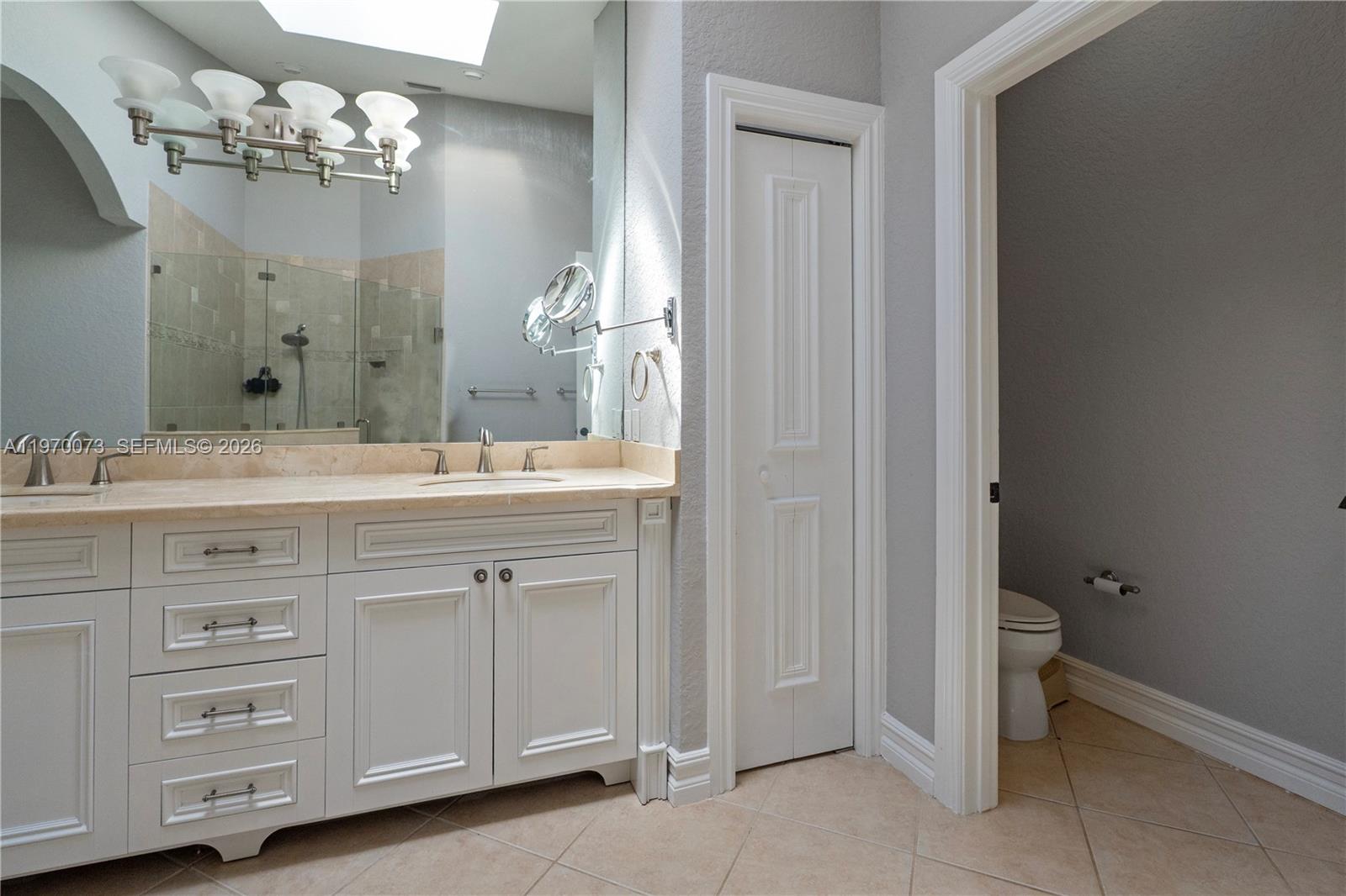 CARRIAGE HOMES - Residential