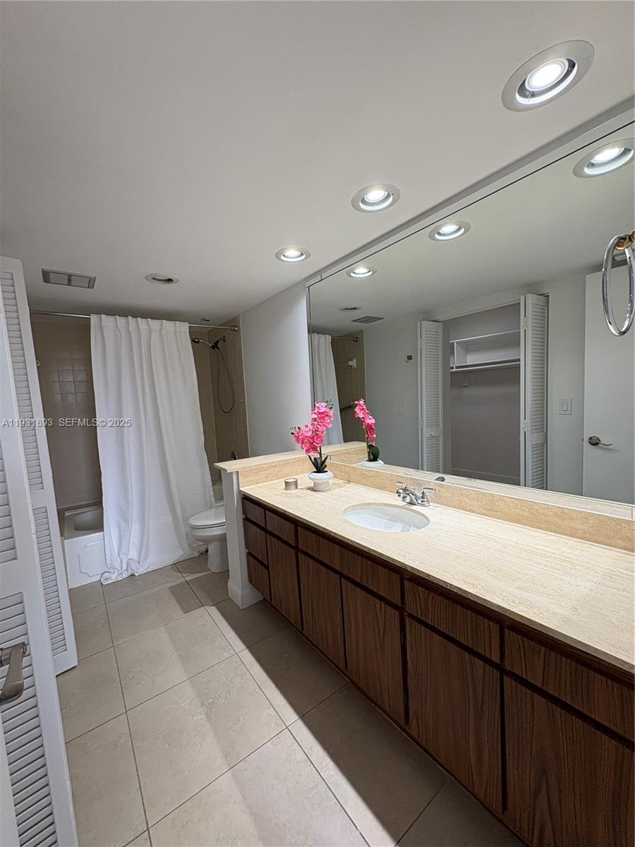 BILTMORE II CONDO - Residential