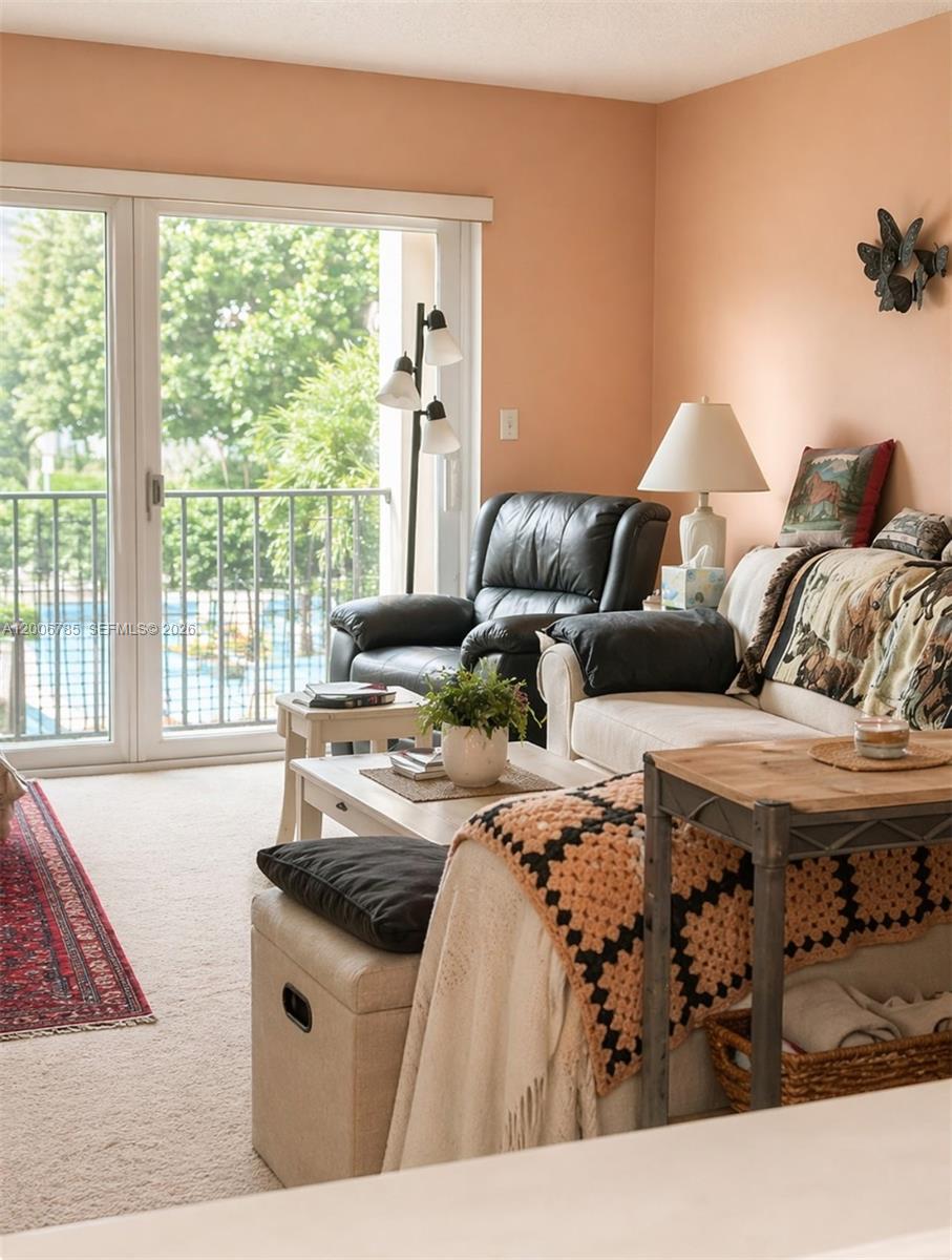 400 N Riverside Dr 203