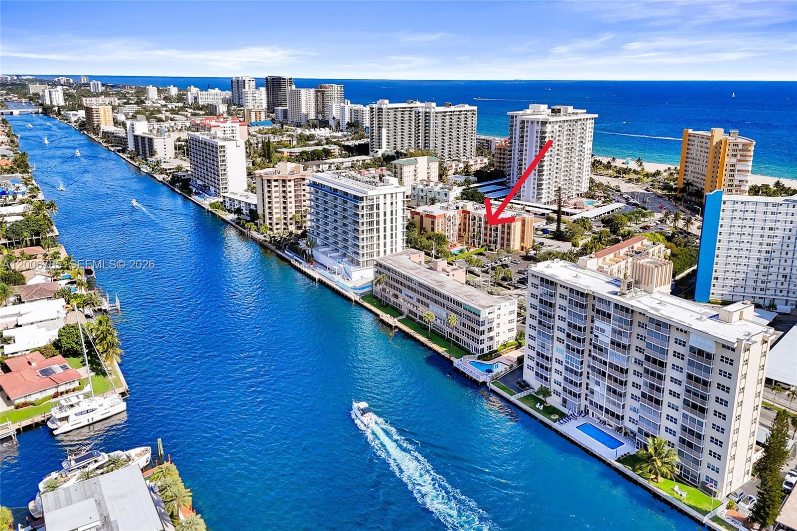 LADO DEL RIO CONDO - Residential