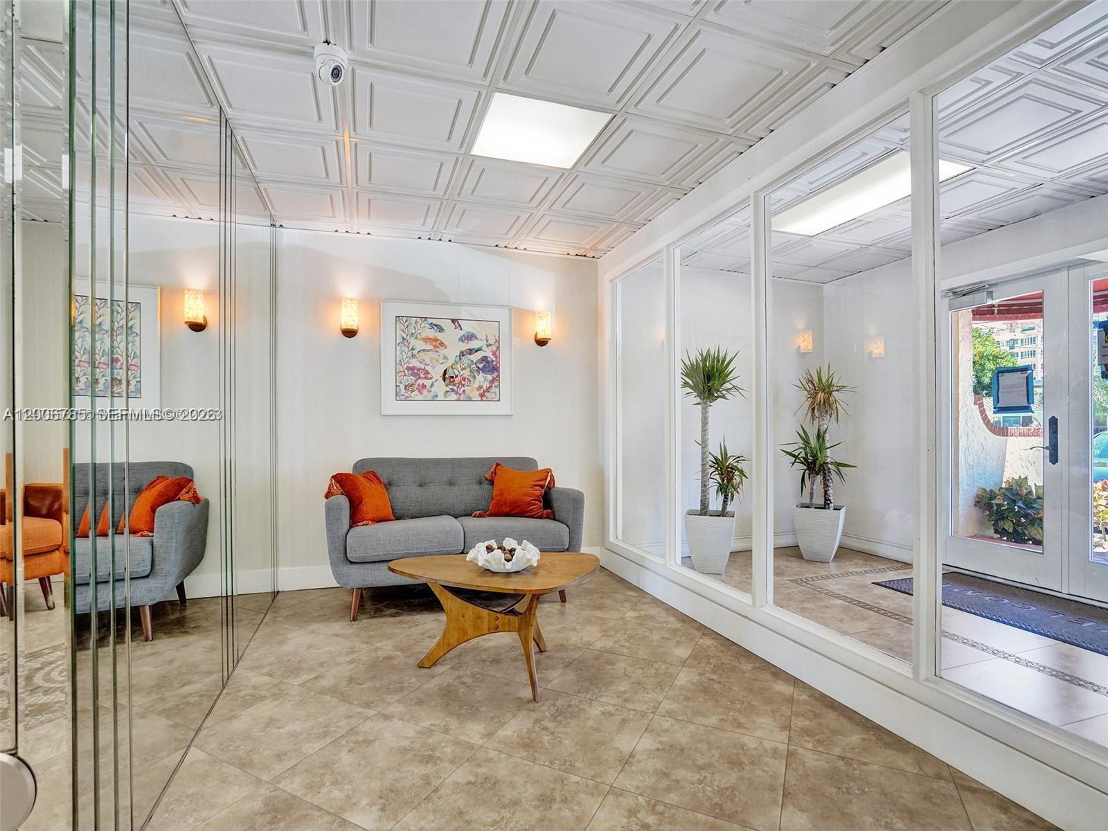 LADO DEL RIO CONDO - Residential