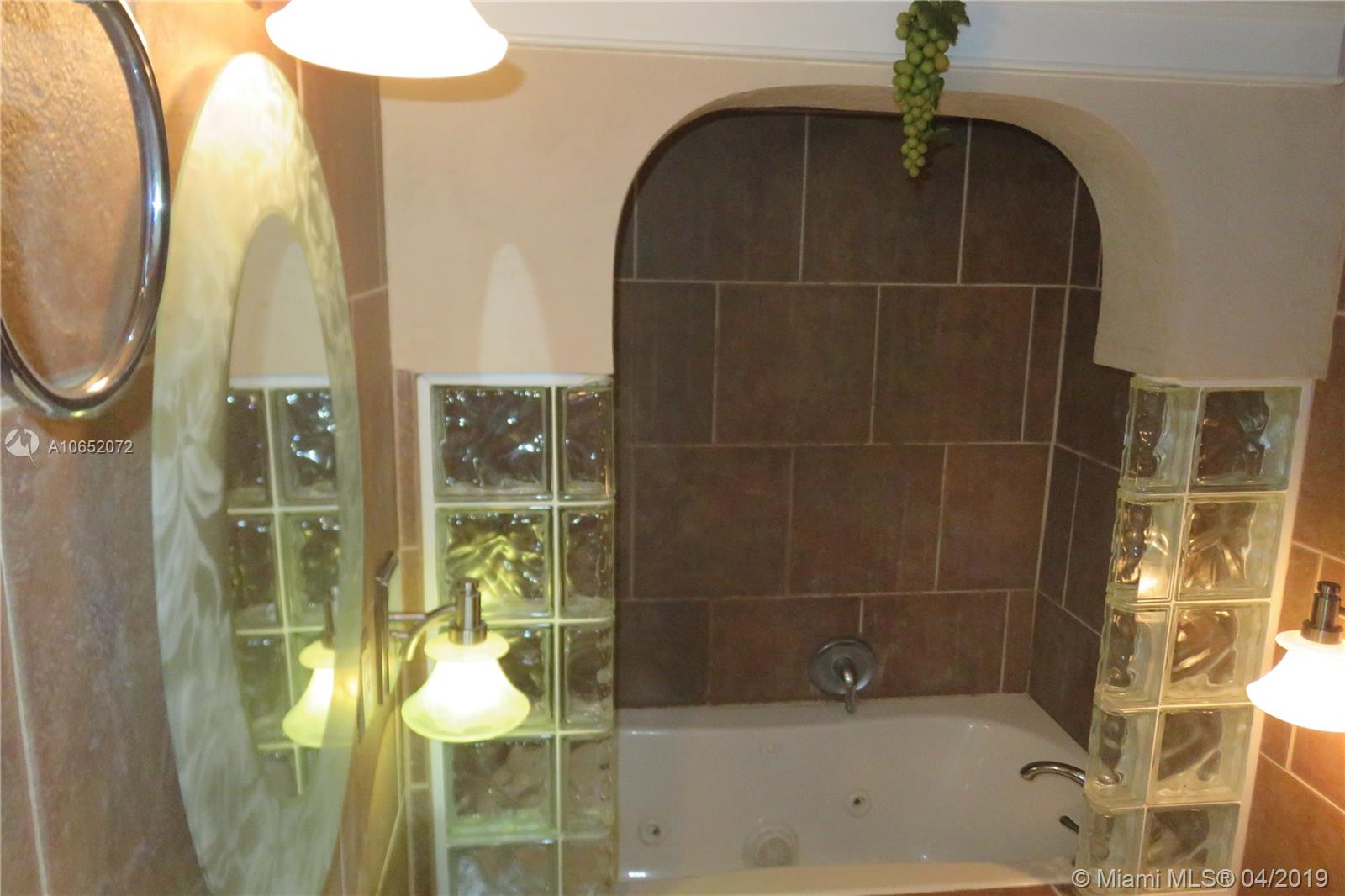 CYPRESS AT WOODMONT 3 COND - Residential Lease