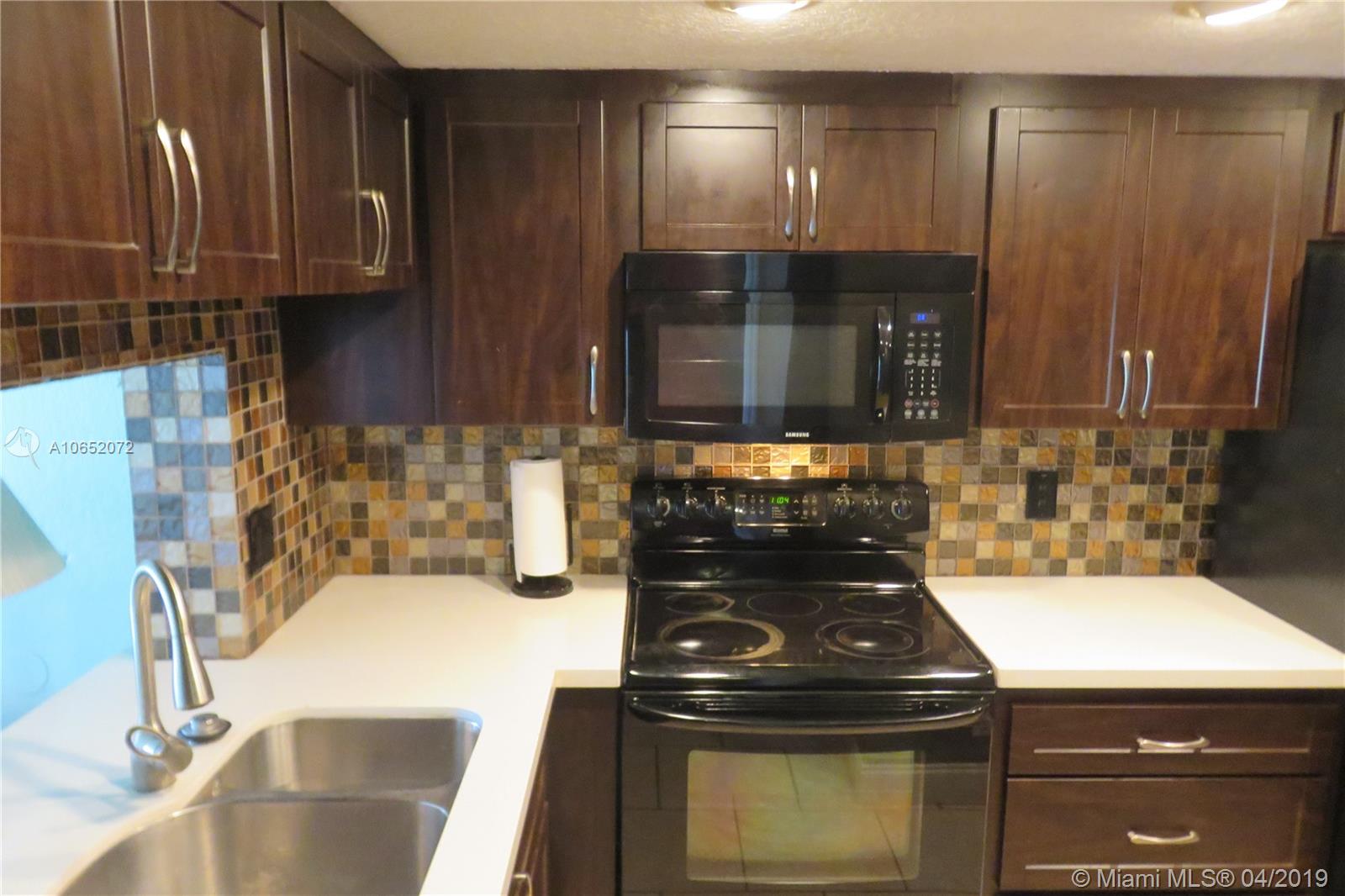 CYPRESS AT WOODMONT 3 COND - Residential Lease