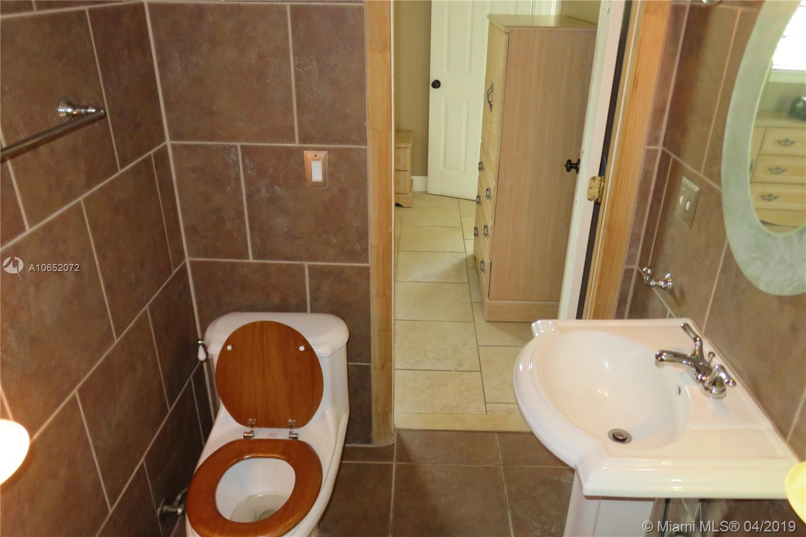 CYPRESS AT WOODMONT 3 COND - Residential Lease