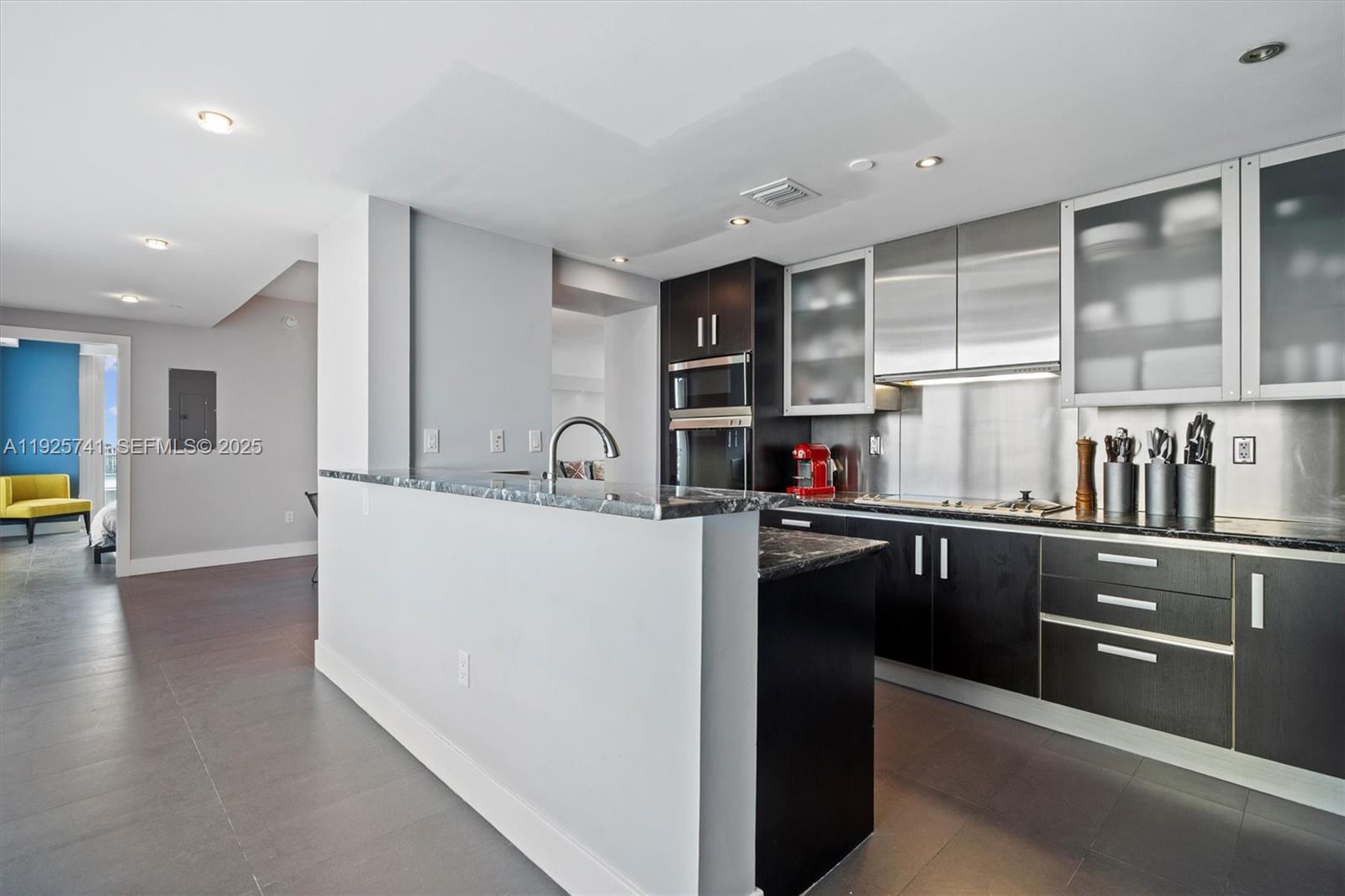 THE BENTLEY BAY CONDO - Residential