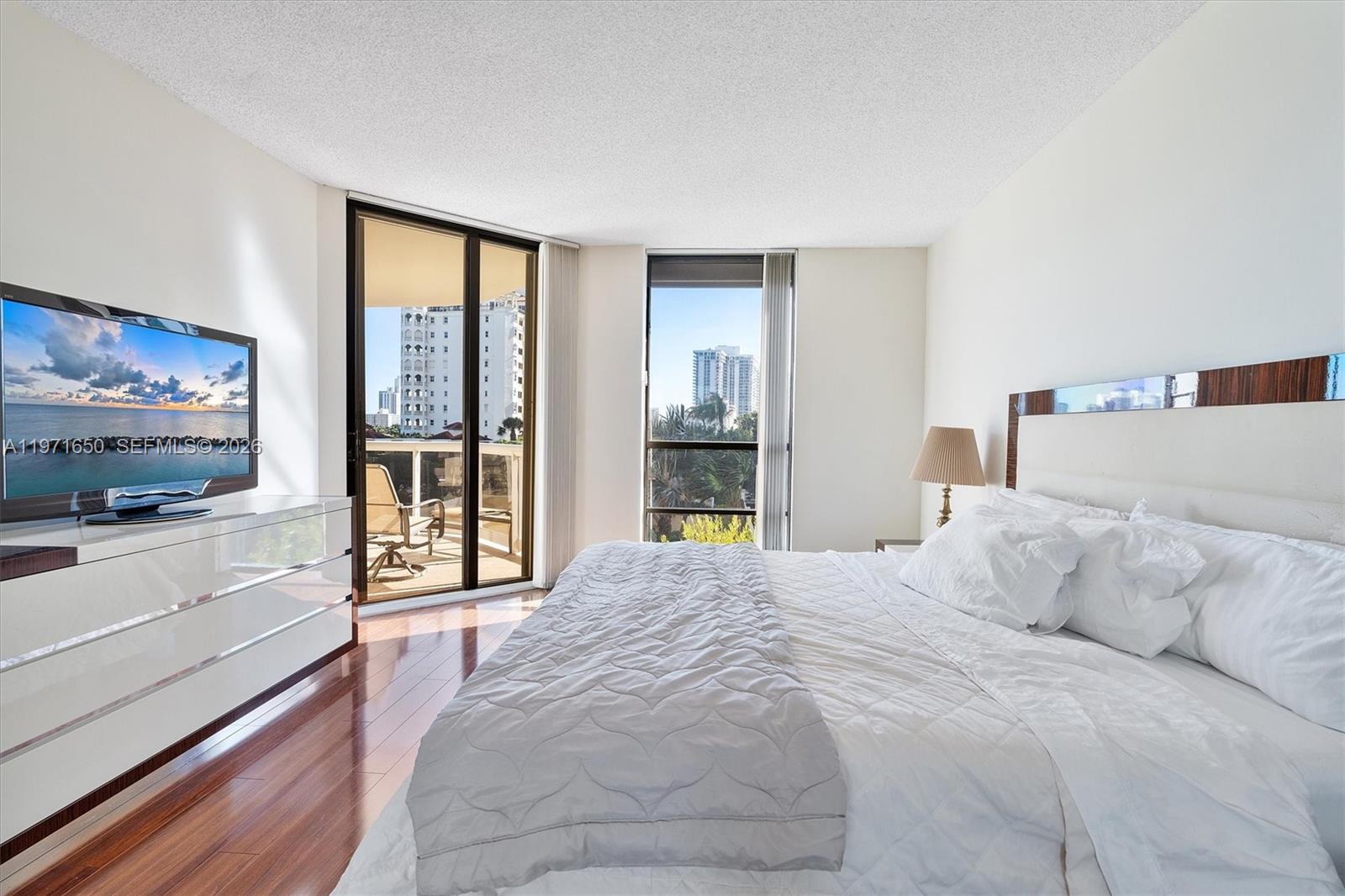 TERRACES NORTH TURNBERRY - Residential